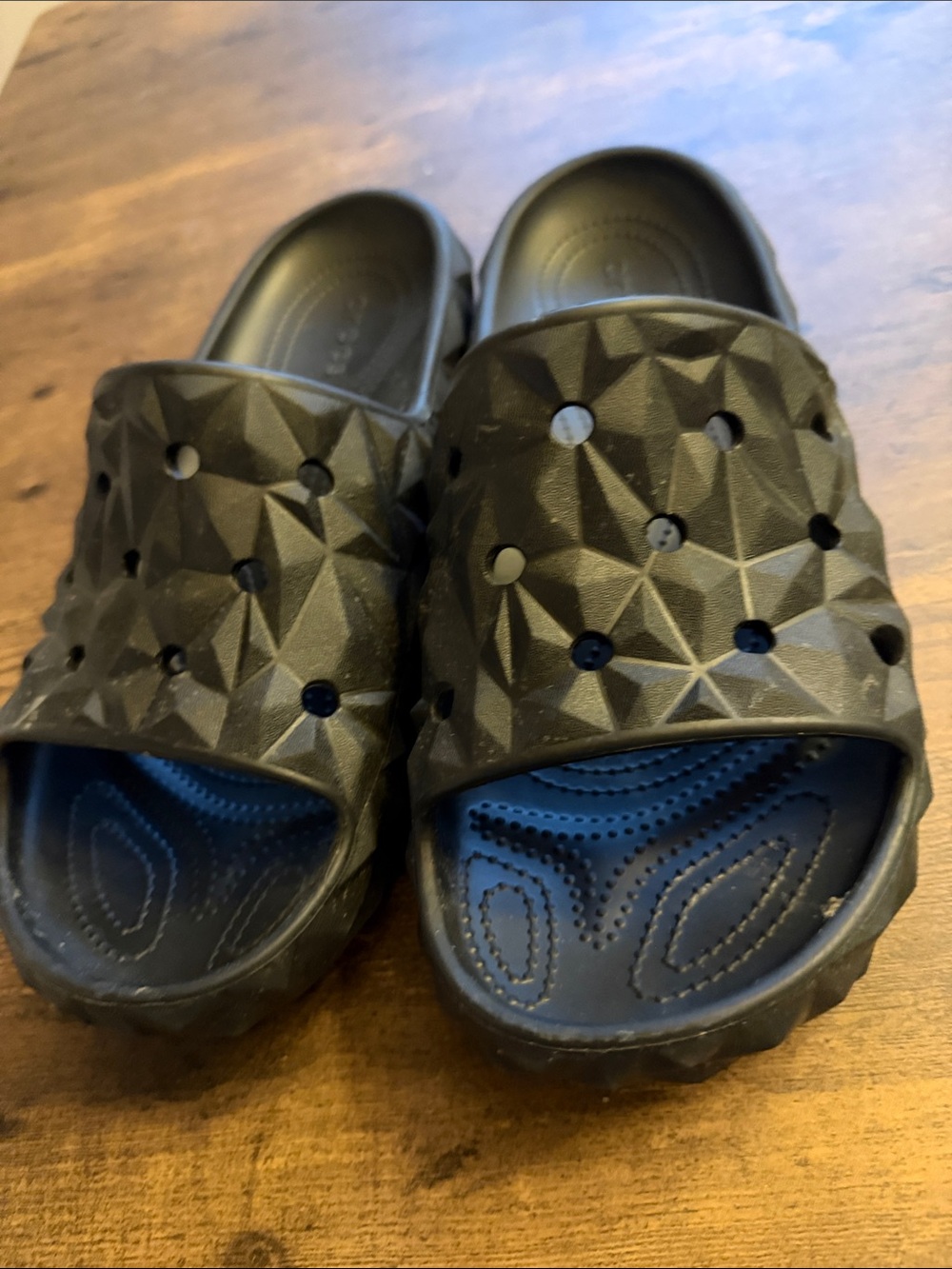 CROCS Black Textured Slide Sandals